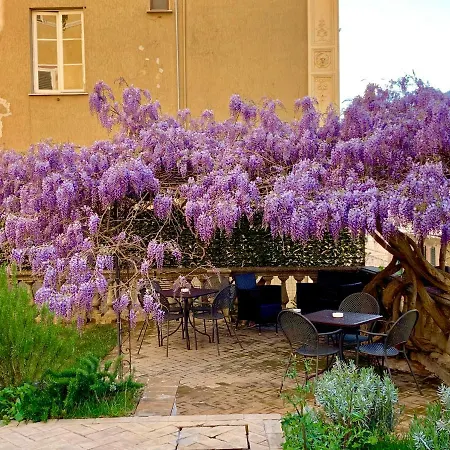 Guest house Cernaia 2*